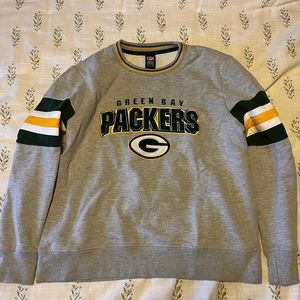 Women’s Size Large Green Bay Packers Sweatshirt Pullover Embroidered